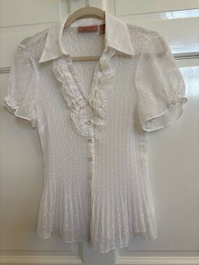White Ruffle Front Short Sleeve Blouse